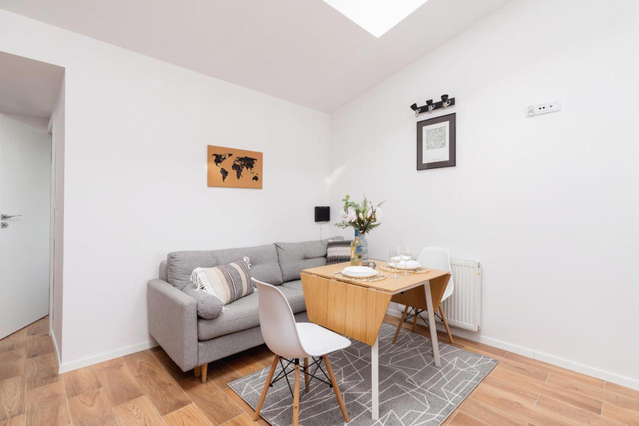Radziwillowska Apartment Cracow Planty By Noclegi Renters Krakkó Kültér fotó